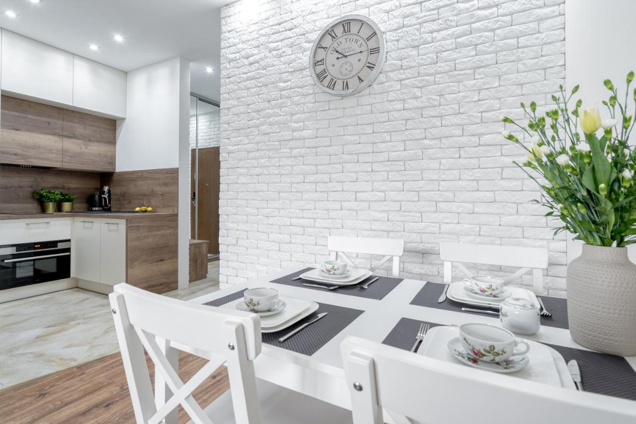 Apartament G11 Z Miejscem Parkingowym Torun Exterior photo