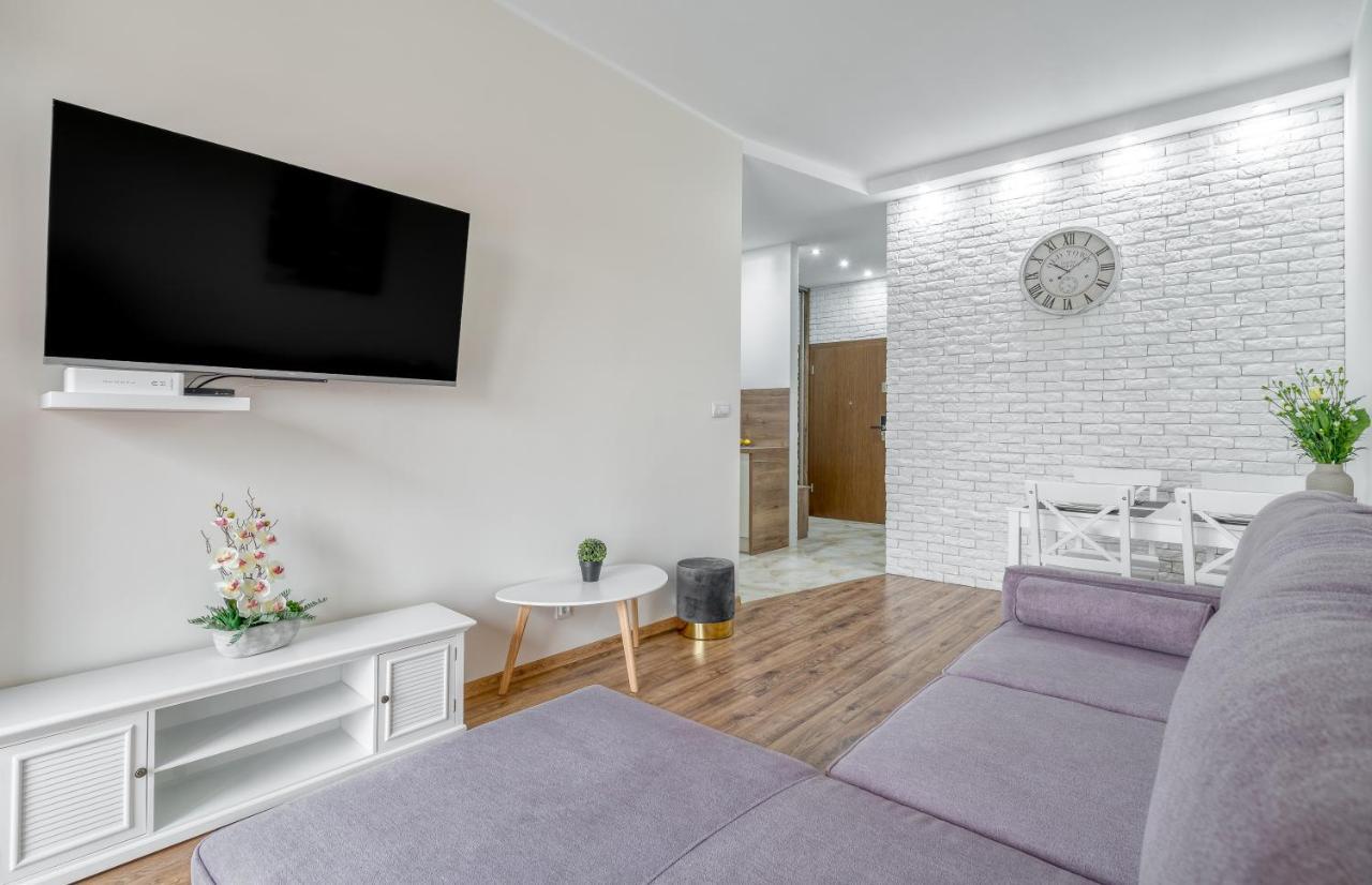 Apartament G11 Z Miejscem Parkingowym Torun Exterior photo